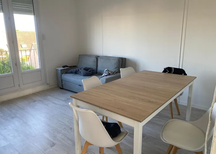 公寓 Location 24h *